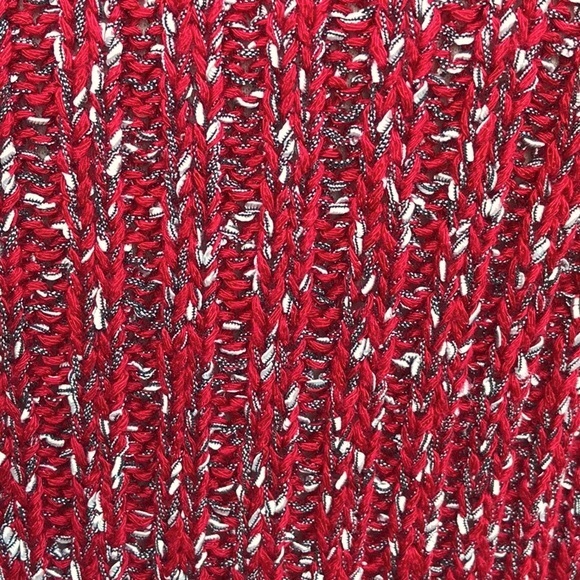 Jones New York Red V Neck Sweater withh Bell Sleeves Size Medium - Picture 3 of 11